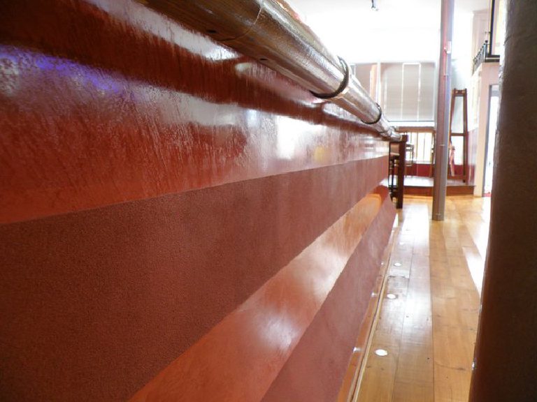 Intona Venetian plaster banded with Lucidatio