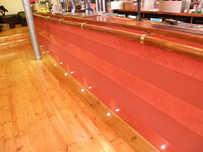 Intona Venetian plaster banded with Lucidatio