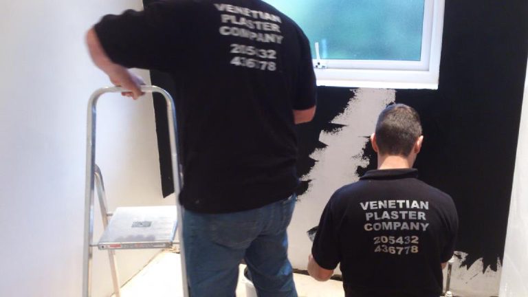 Applying Marmorino plaster