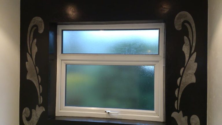 Applying Marmorino plaster