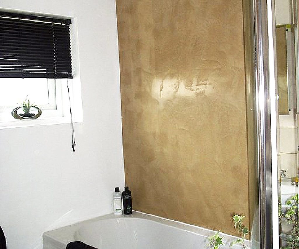 A smooth Marmarino Classico plaster