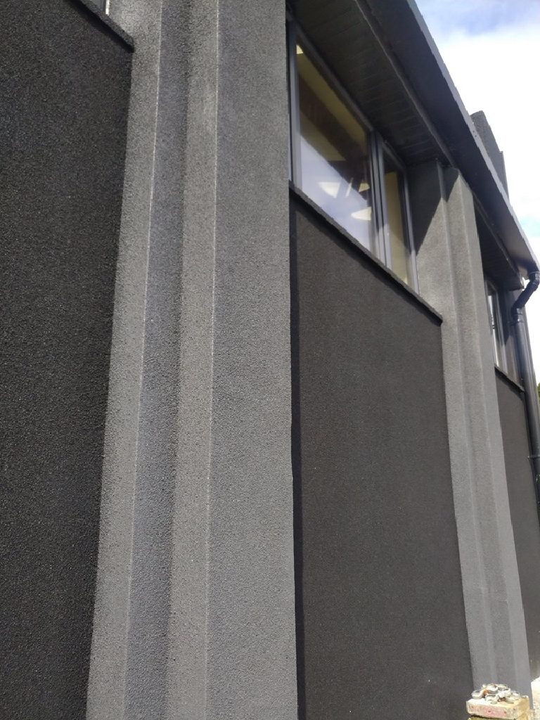 A rendered pier running the full height of the elevation