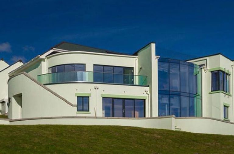 External Finish, Lag Birragh