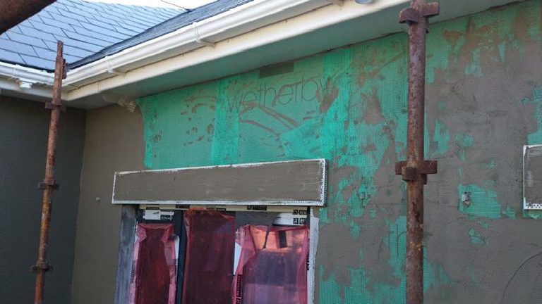 Bands getting formed over window heads