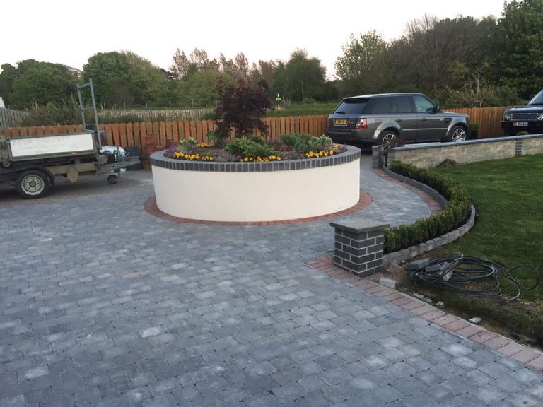 Feature Garden Wall, Dalton
