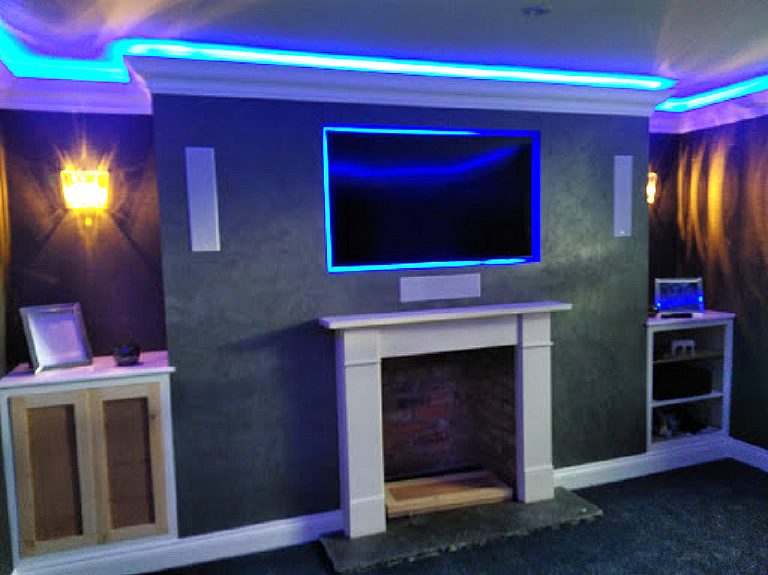 Cadoro fire breast under blue mood lighting