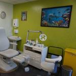 The treatment room with both feature walls