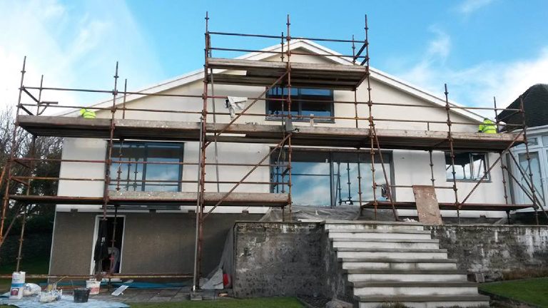 Thin coat over-render going on over the meshed gable