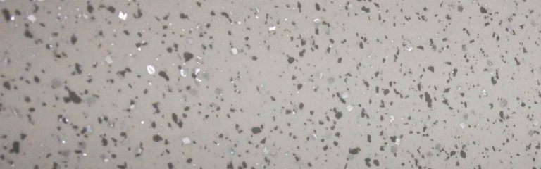 The white and silver Ilumitextra flake up close