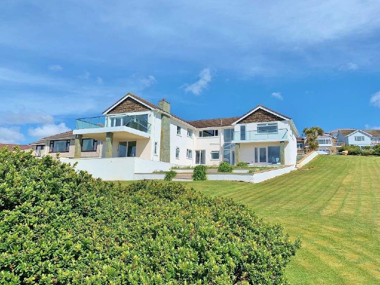 Coastal Property, Brither Cliff House