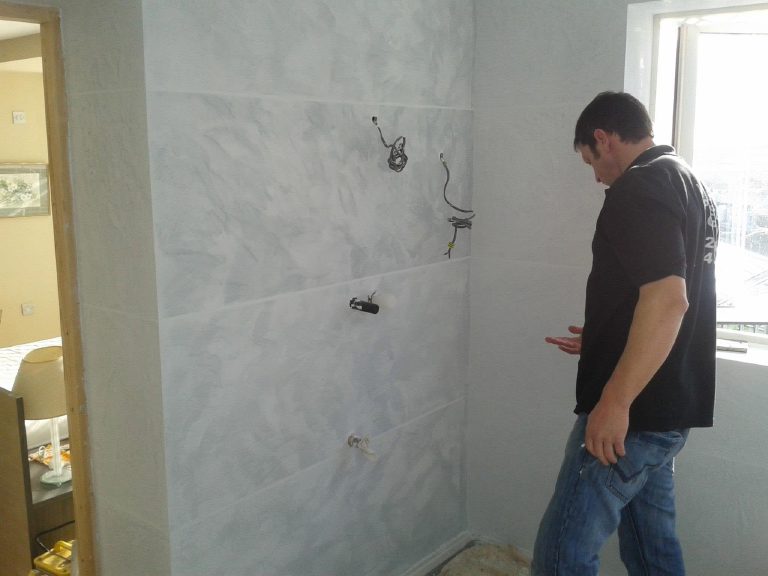 Marmorino blockwork bathroom in progress