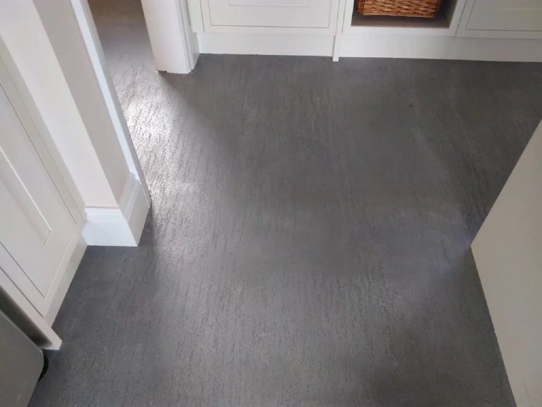 The seamless floor around the painted units