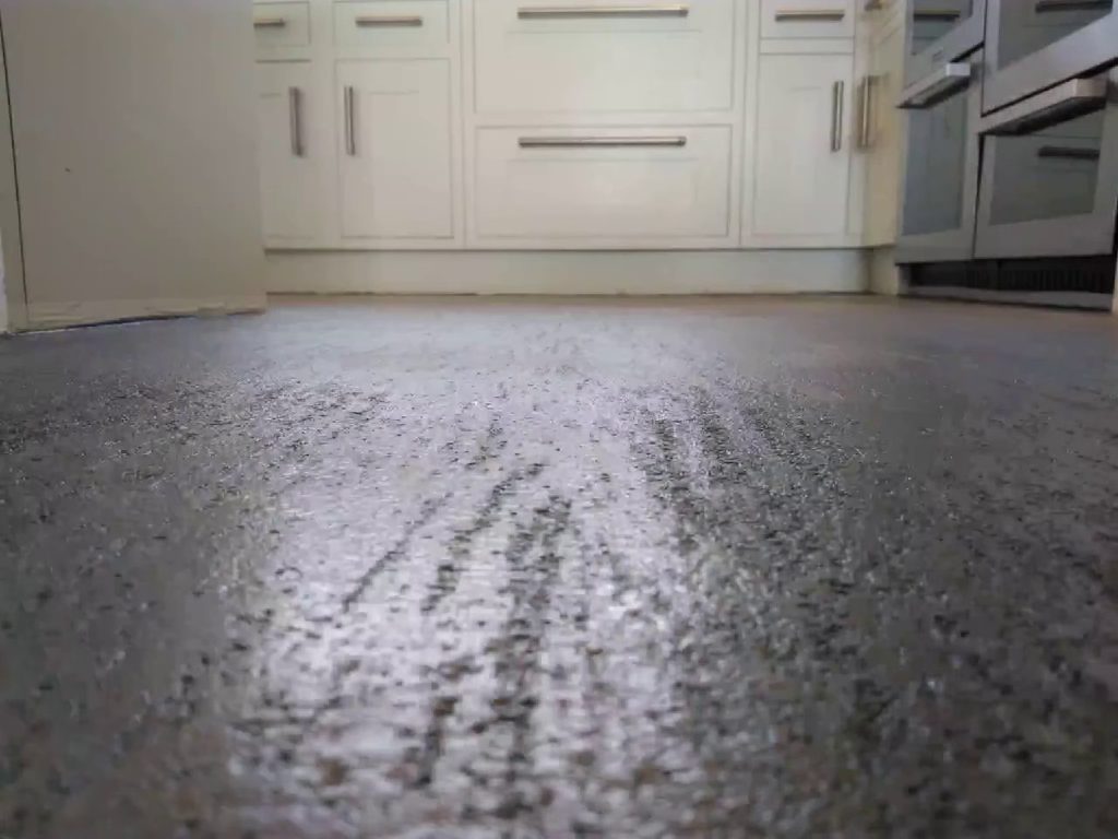 The Travertine grain in the MicroCement up close