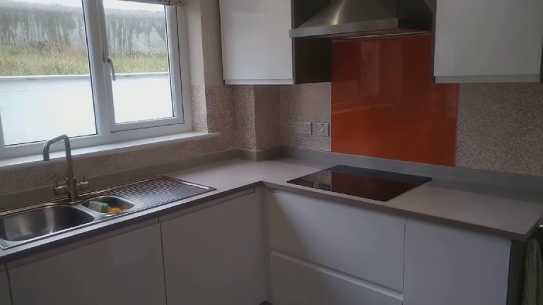 White & Copper Glitter Kitchen