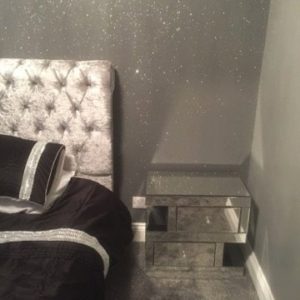 glitter wall bedroom 25 aug 2017c